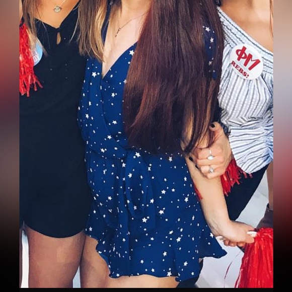 Star Print Navy Romper Size XS - Picture 4 of 8